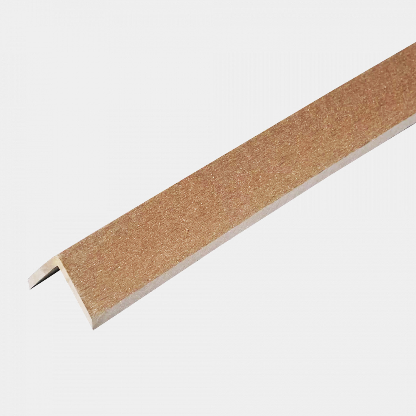 Угловой профиль CM 2000*70*70