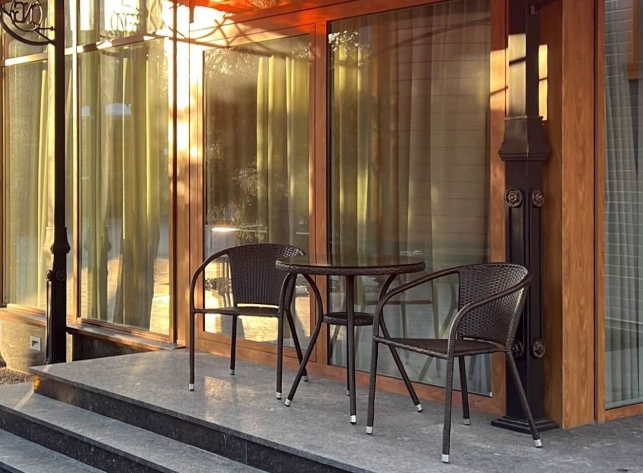 картинка DECO Комплект с круглым столом (2 персоны) 