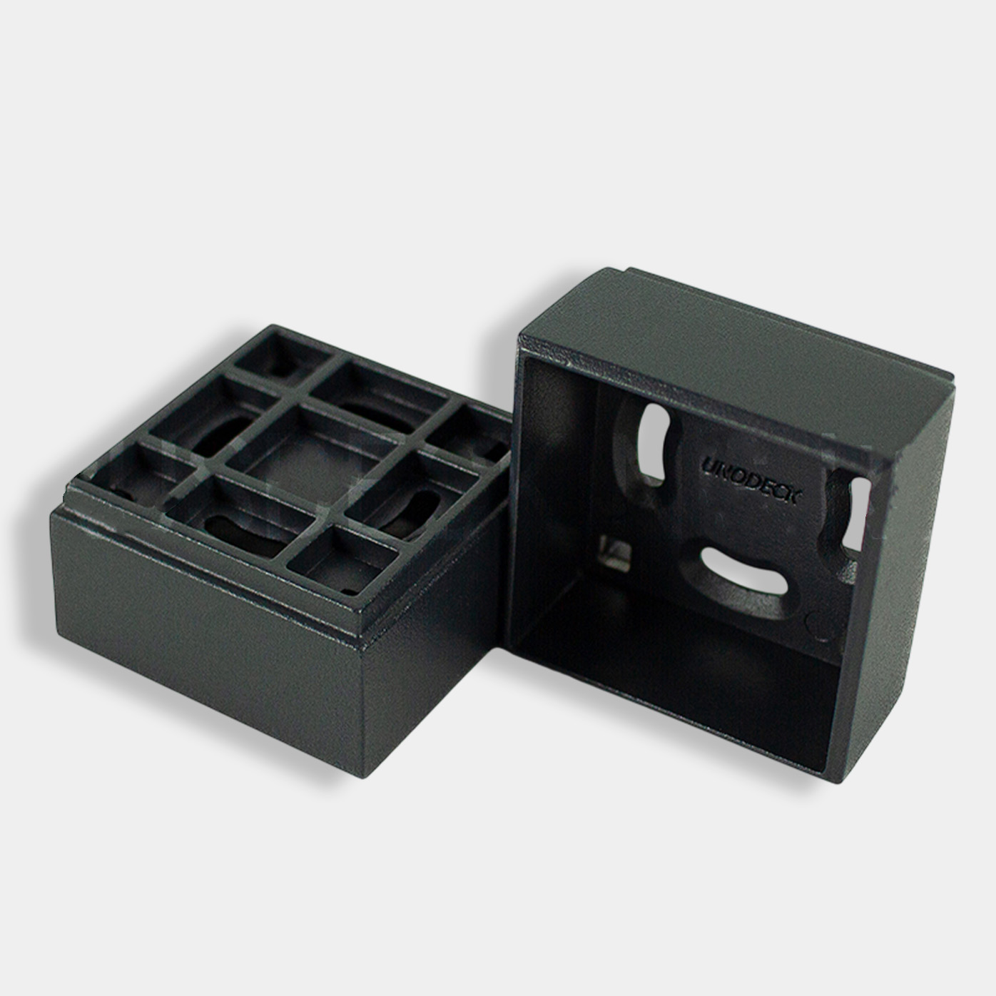 Крепеж балясины UNODECK прямой